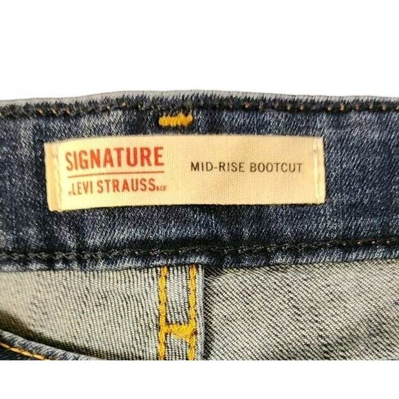 Levi Strauss Signature Women's Size 12L Mid-Rise Bootcut Blue Jeans - Picture 7 of 8